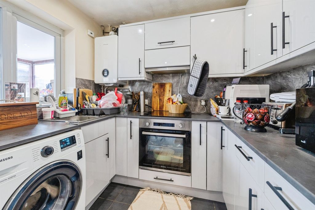 Additional image 5 of 2 bed semi-detached house for saleHope Street, Lincoln LN5