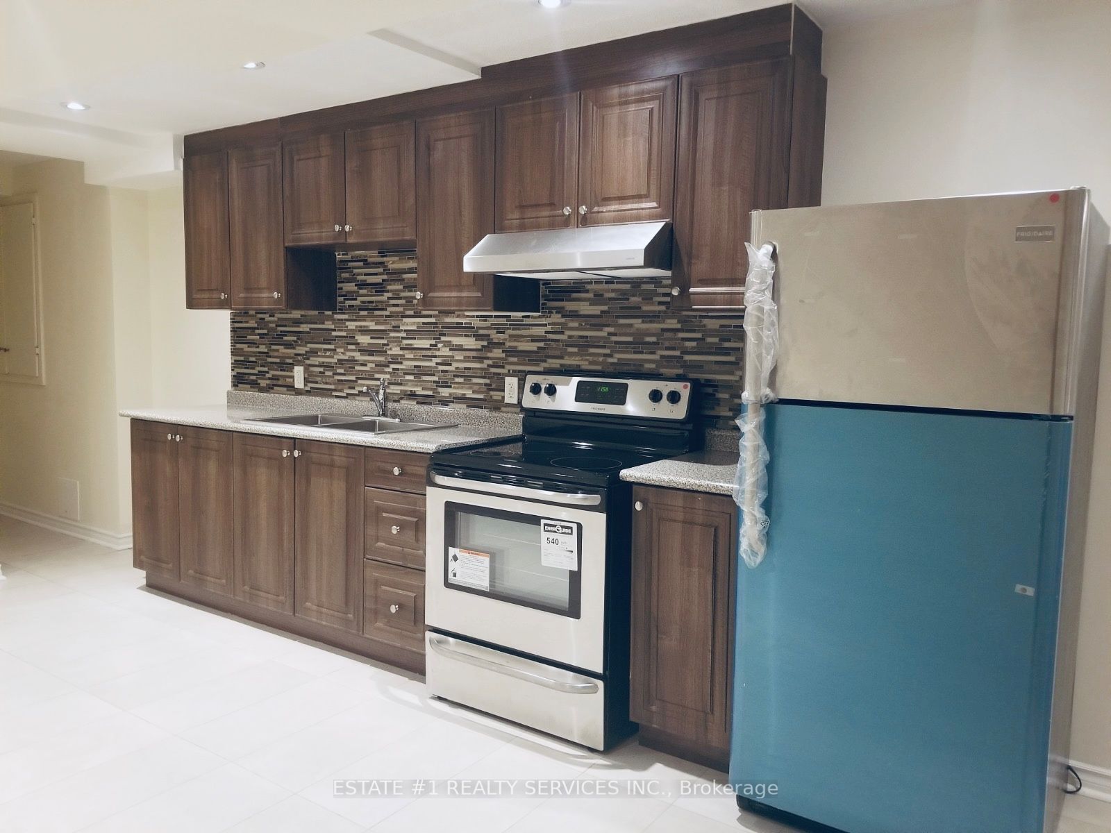 Additional image 6 of (Bsmt)-12 Locarno Street, Brampton, ON, L6R 3T8