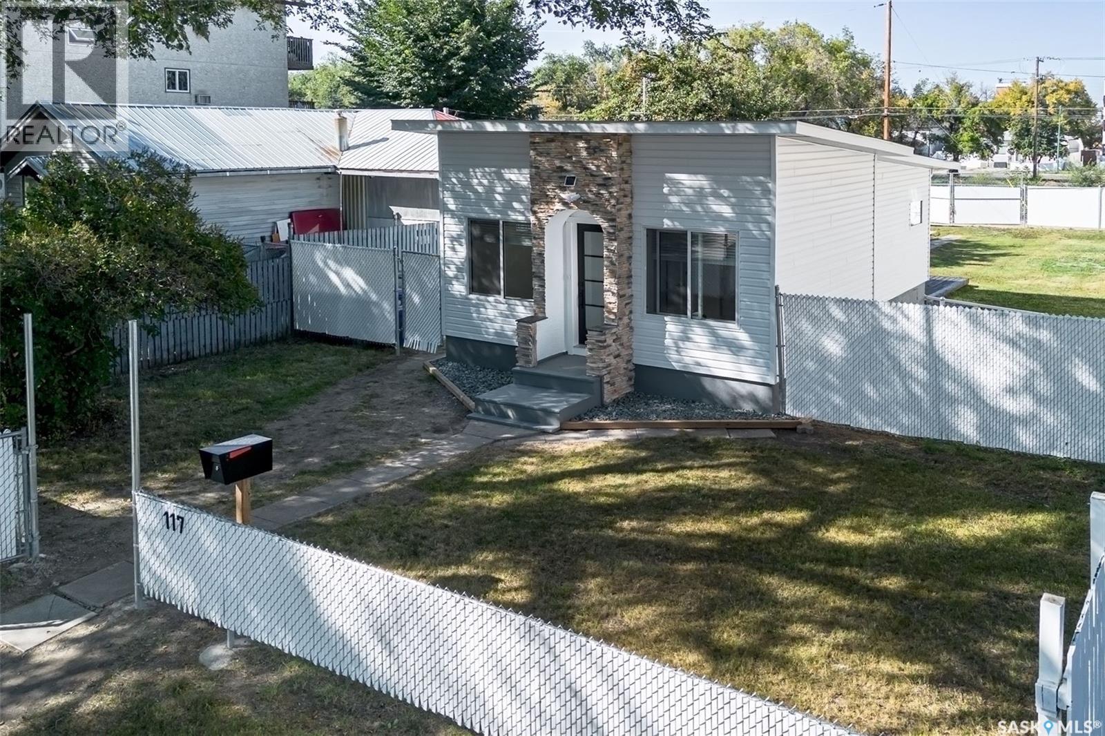 Additional image 2 of 117 U Avenue S, Saskatoon, SK, S7M3B9