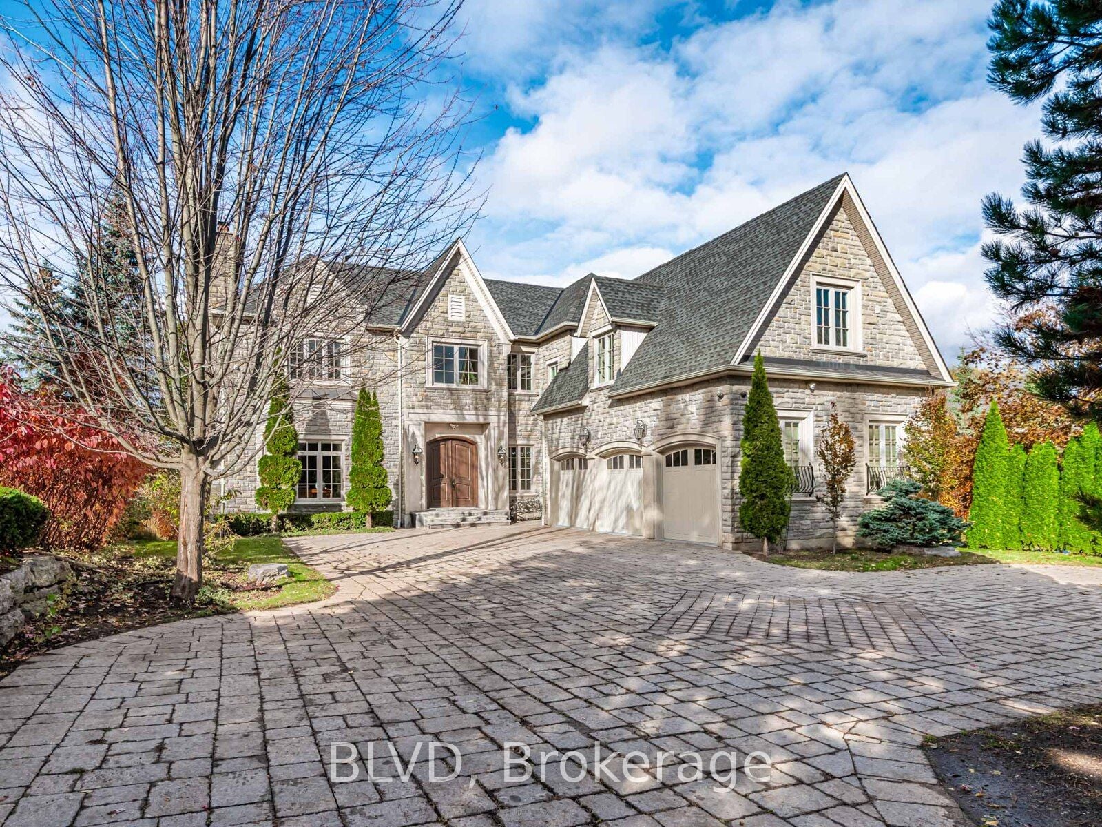 636 Sunset Beach Road, Richmond Hill, ON, L4E 3G2