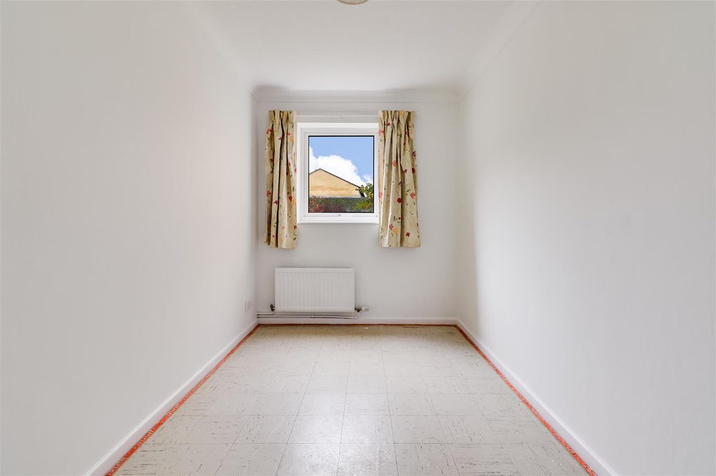 Additional image 8 of 2 bed semi-detached bungalow for saleSherbourne Court, Cambridge CB4