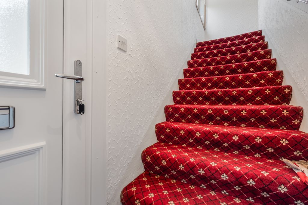 Additional image 2 of 3 bed flat for saleNewlands Street, Coatbridge ML5