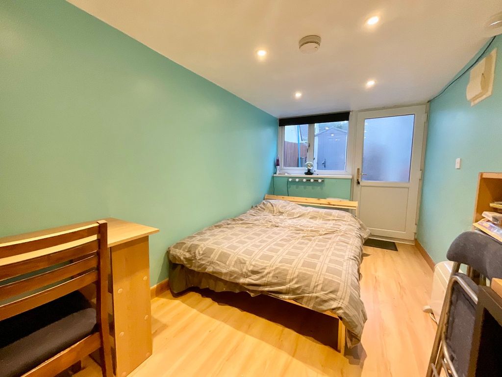 Additional image 13 of 4 bed semi-detached house for saleFairfield Road, Caerleon, Newport NP18
