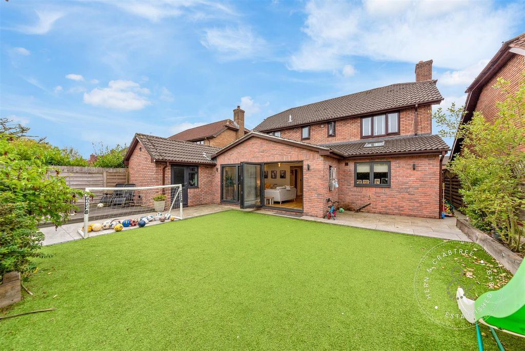 Additional image 15 of 4 bed detached house for saleBaynton Close, Llandaff, Cardiff CF5