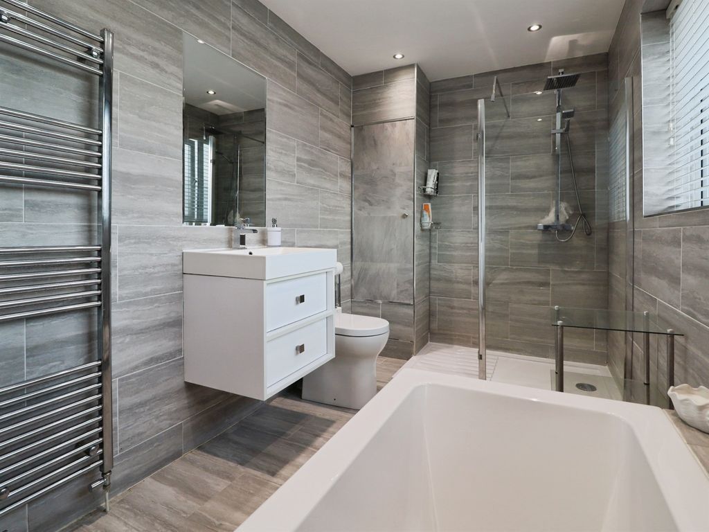 Additional image 18 of 4 bed detached house for saleLangport Avenue, Llanrumney, Cardiff CF3