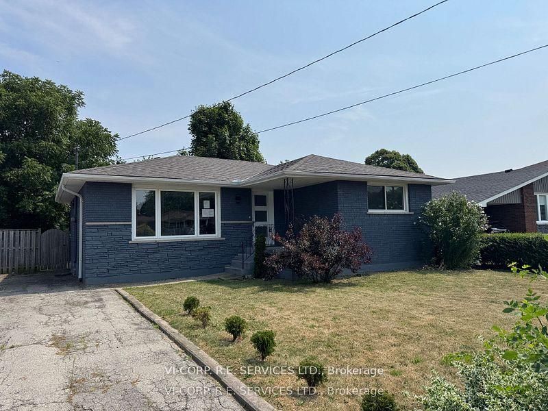 89 Greeningdon Drive, Hamilton, ON, L9A 3A8