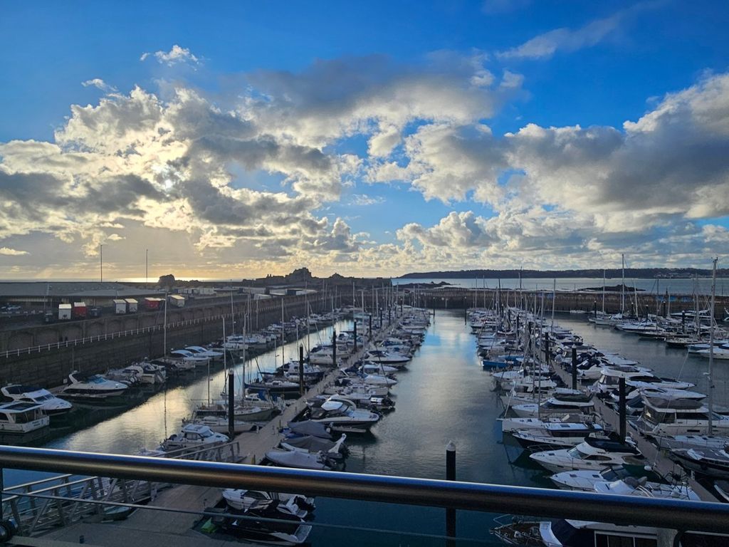 Additional image 20 of 2 bed flat for saleLa Rue De Carteret, St Helier JE2