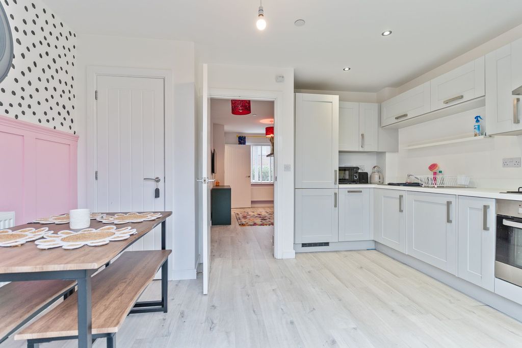 Additional image 4 of 2 bed terraced house for saleMervale Place, Newport NP19