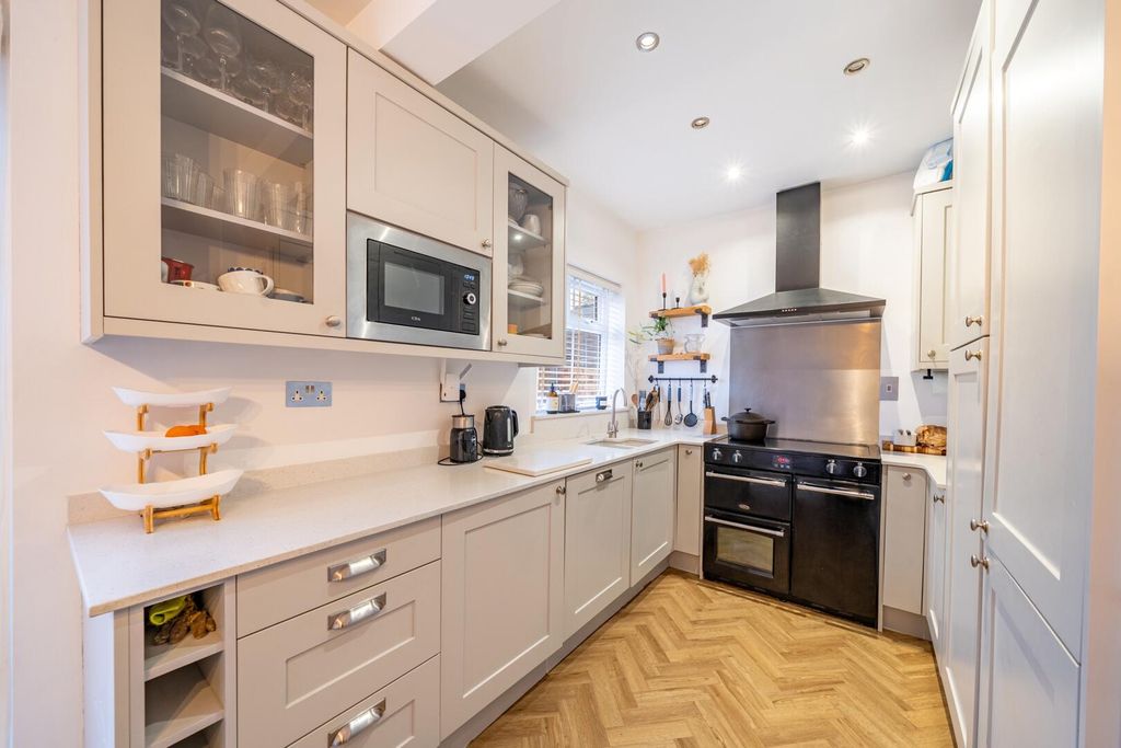 Additional image 8 of 3 bed semi-detached house for saleHampton Road, West Bridgford, Nottingham NG2