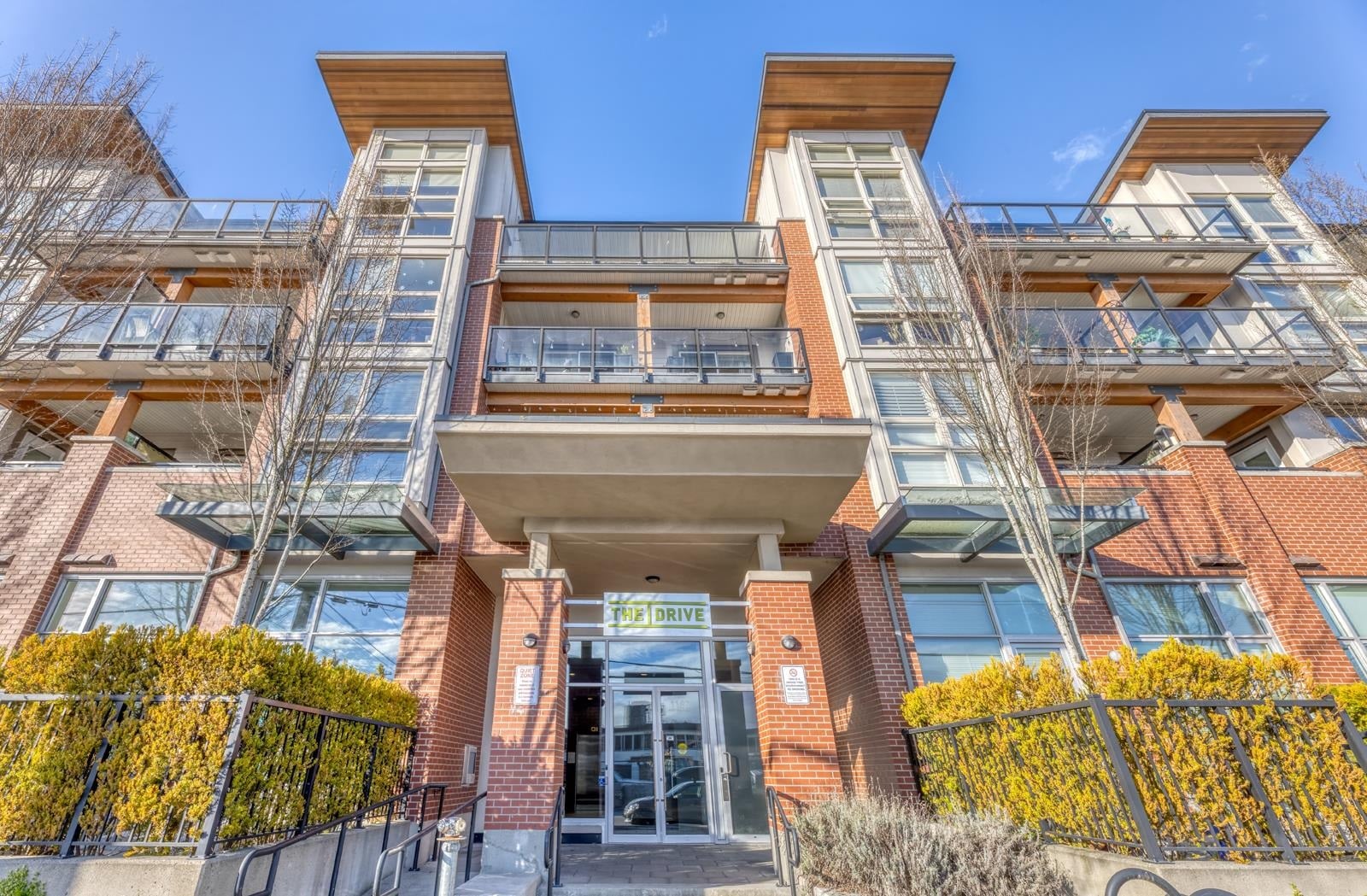 302-1182 16th Street W, North Vancouver, BC, V7P 0B3