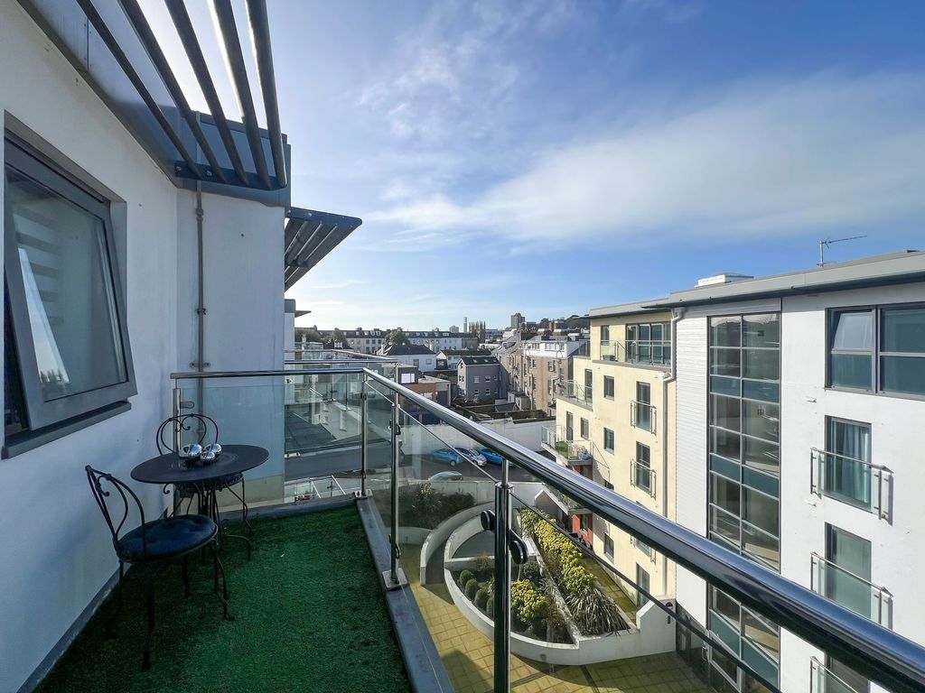 Additional image 14 of 1 bed flat for sale66 Saviours Place, St Helier JE2