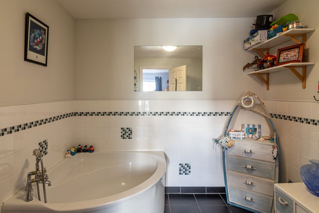 Additional image 12 of 5 bed terraced house for saleLe Vieux Beaumont, St Peter JE3