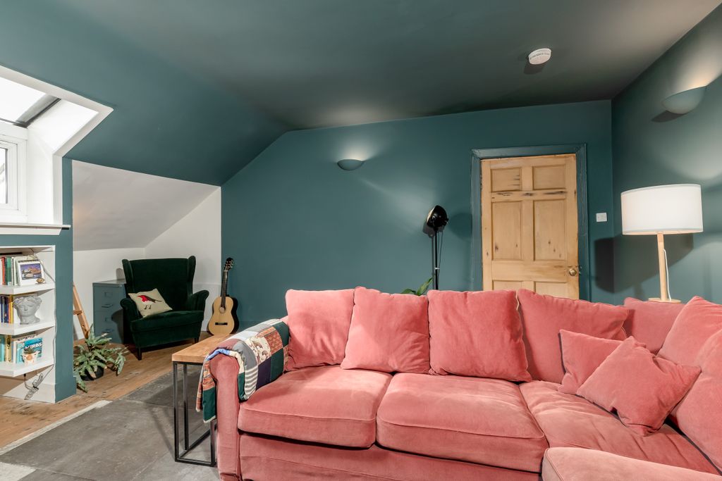 Additional image 3 of 4 bed flat for sale18/5 Leopold Place, Hillside, Edinburgh EH7