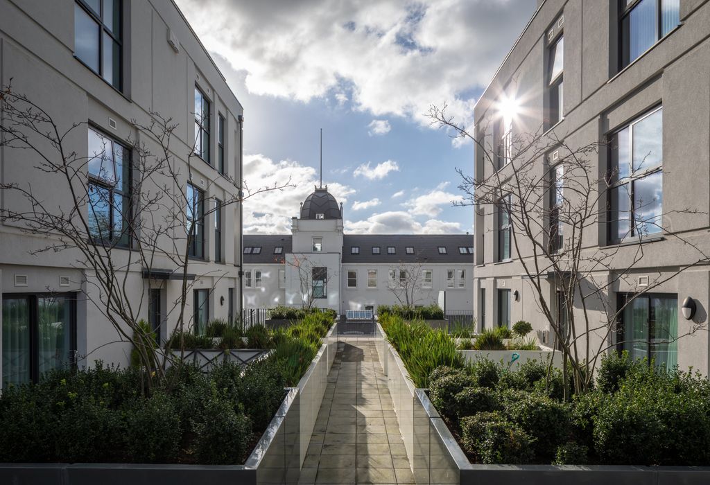 Additional image 2 of 1 bed flat for saleLa Pouquelaye, St. Helier, Jersey JE2