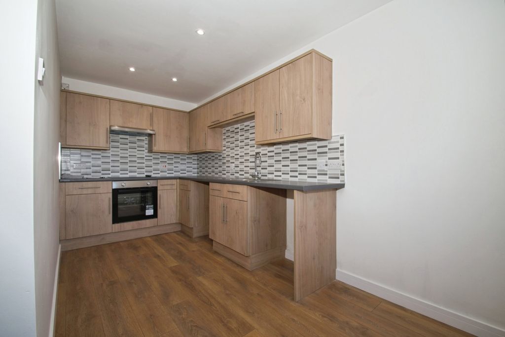 Additional image 6 of 2 bed flat for saleCaernarvon Court, Conway Road, Cardiff CF11