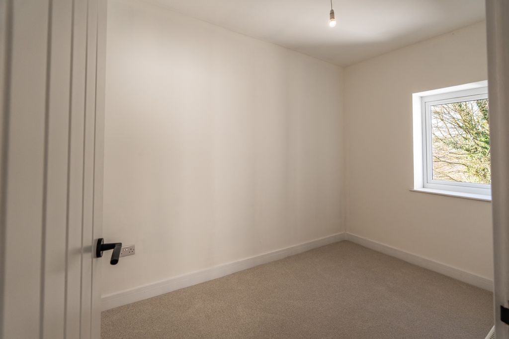 Additional image 17 of 4 bed semi-detached house for saleBassaleg Road, Newport NP20
