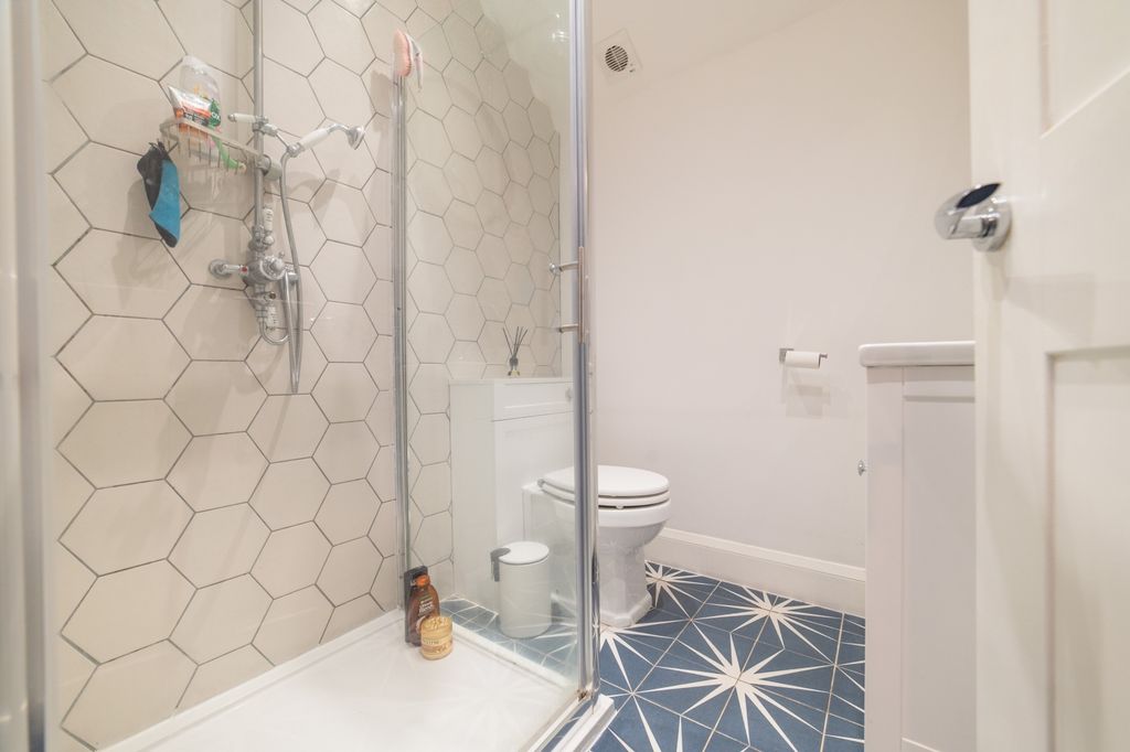 Additional image 21 of 2 bed flat for saleLlantrisant Street, Cathays CF24