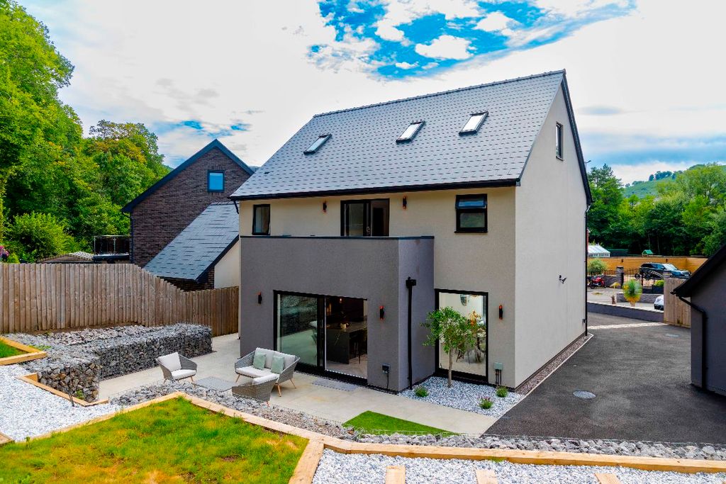 Additional image 115 of 5 bed detached house for saleTrem Yr Dyffryn, Caergarw, Mountain Ash CF45