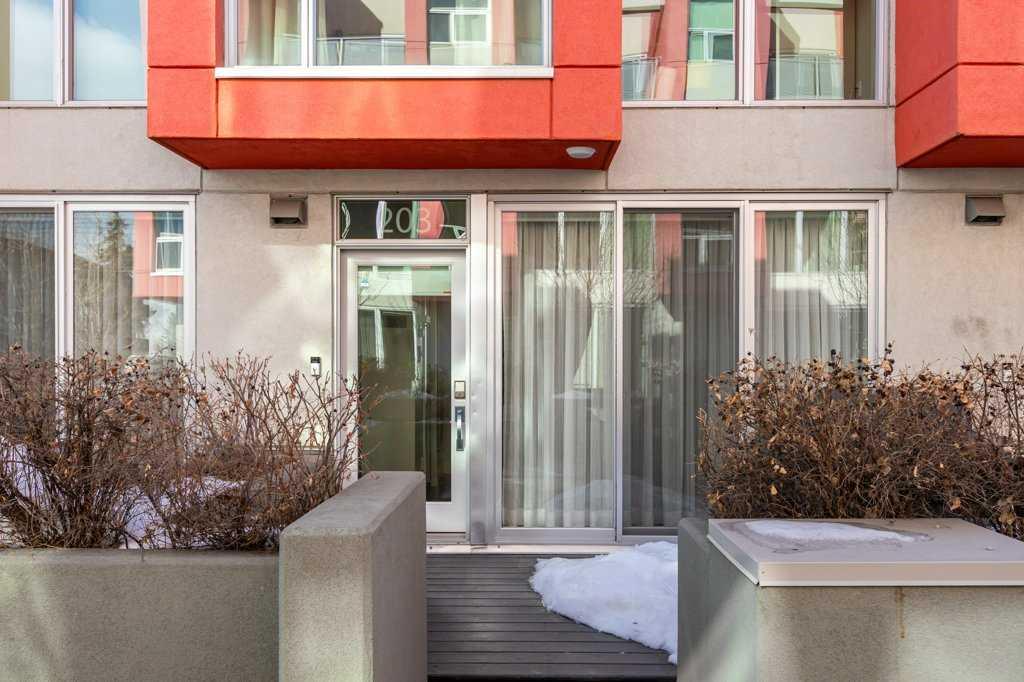 Additional image 2 of 203-2717 17 Street SW, Calgary, AB, T2T 4N4