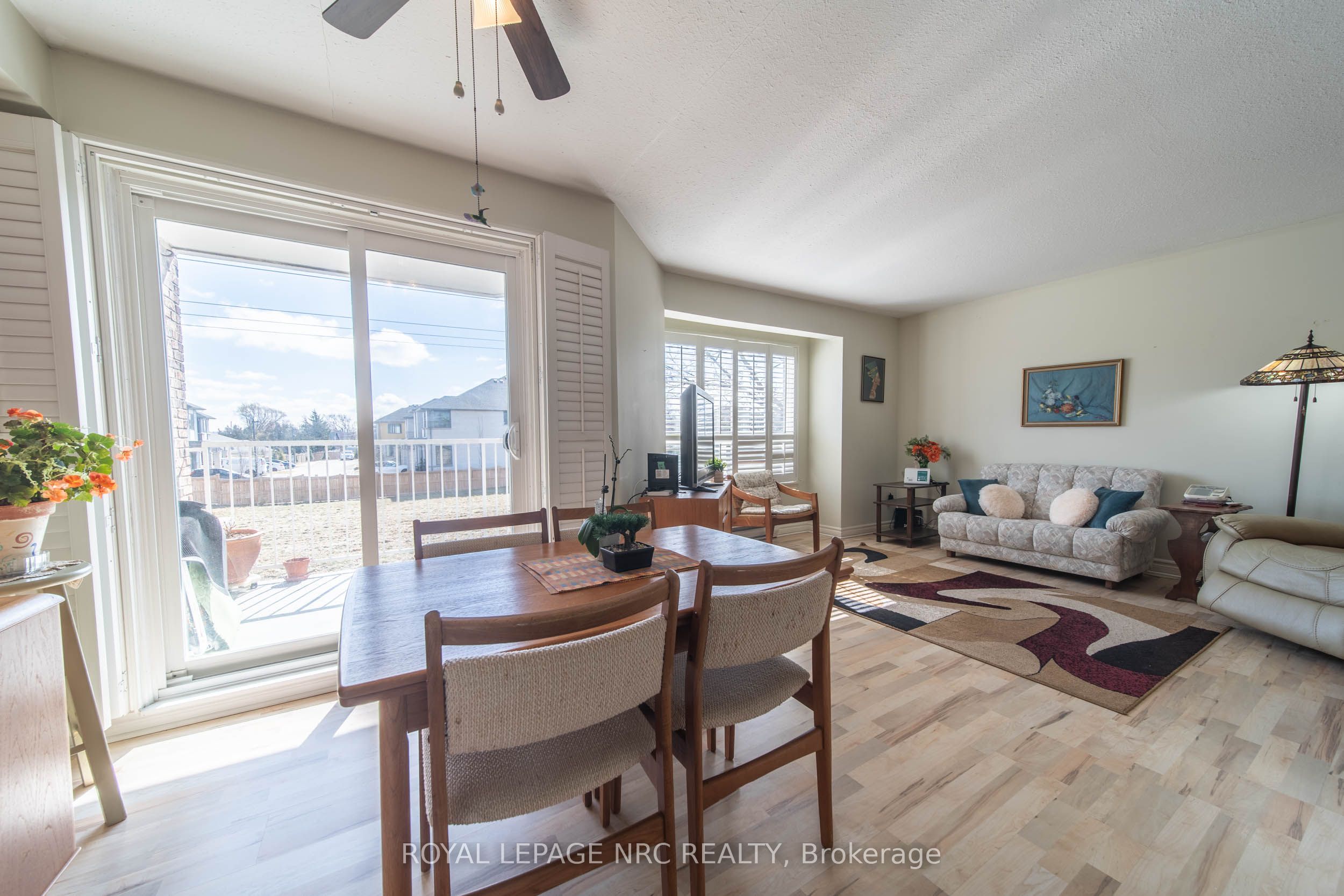 202B-1061 Vansickle Road N, St. Catharines, ON, L2S 2X4 photo 4