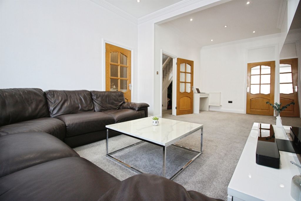 Additional image 2 of 4 bed terraced house for saleStockland Street, Cardiff CF11