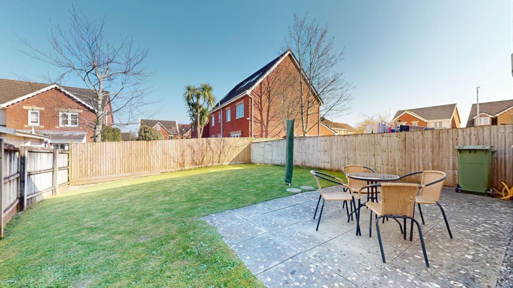 Additional image 18 of 4 bed terraced house for saleMilestone Close, Heath, Cardiff CF14