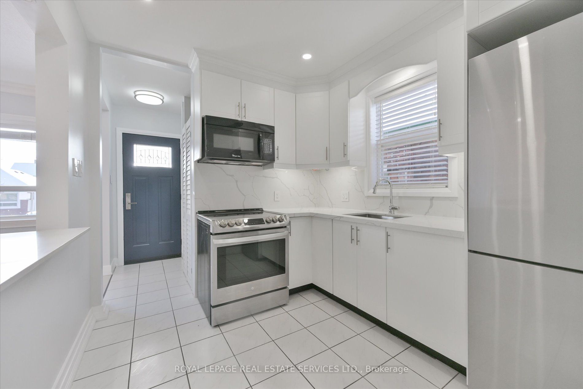 Additional image 5 of 8 Pritchard Avenue, Toronto, ON, M6N 1T1