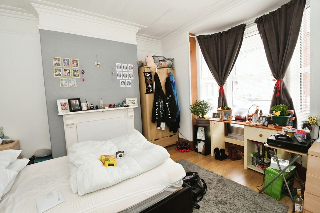 Additional image 7 of 4 bed terraced house for saleSibthorp Street, Lincoln, Lincolnshire LN5