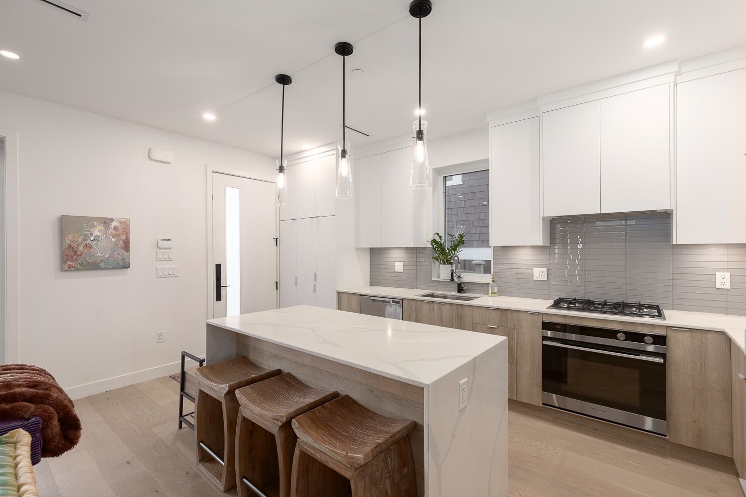 4372 13th Avenue W, Vancouver, BC, V6R 2T9