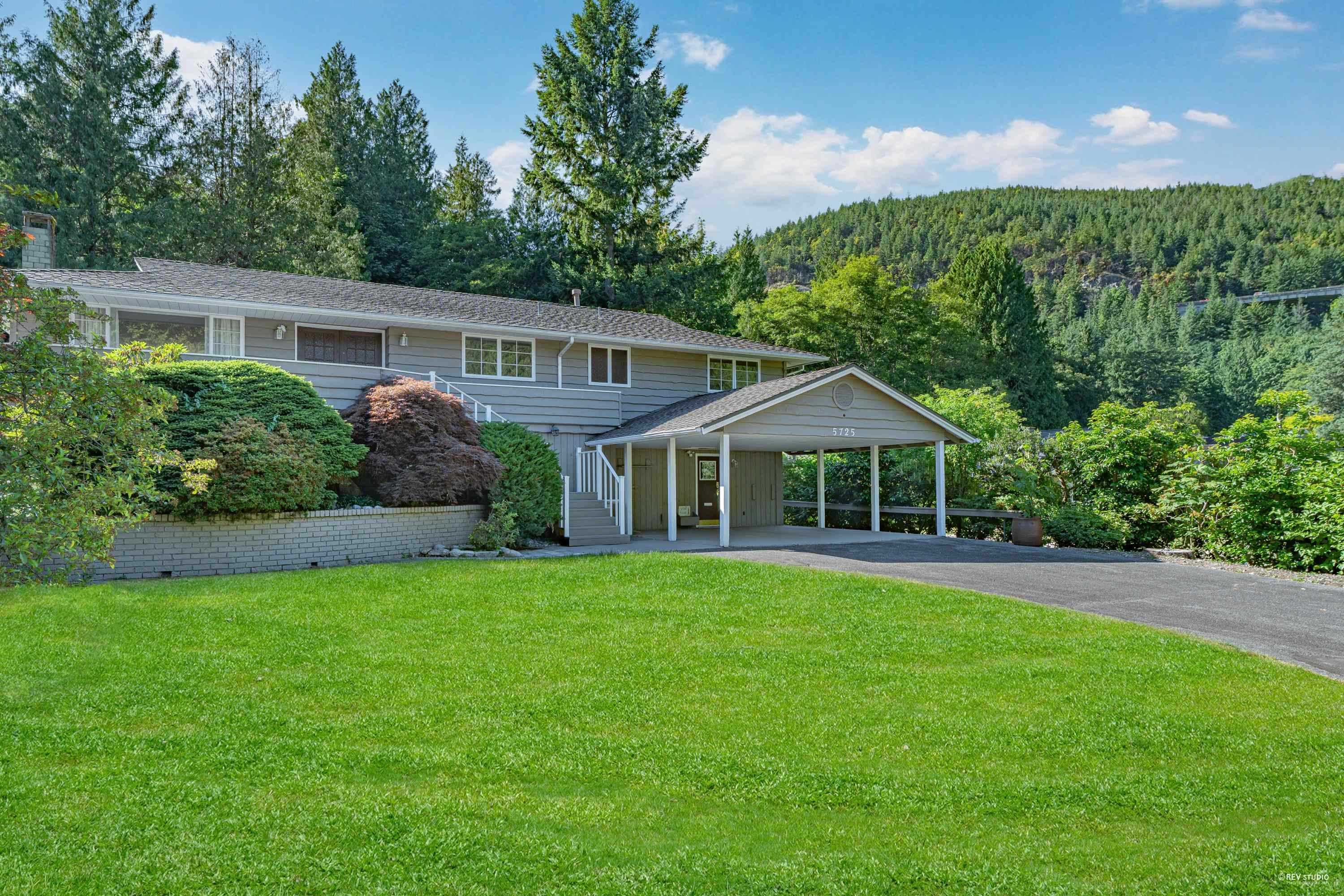 5725 Cranley Drive, West Vancouver, BC, V7V 4B3
