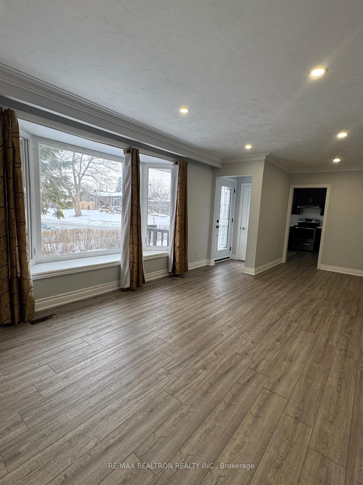 Additional image 4 of 1467 Oxford Street, Oshawa, ON, L1J 3W9