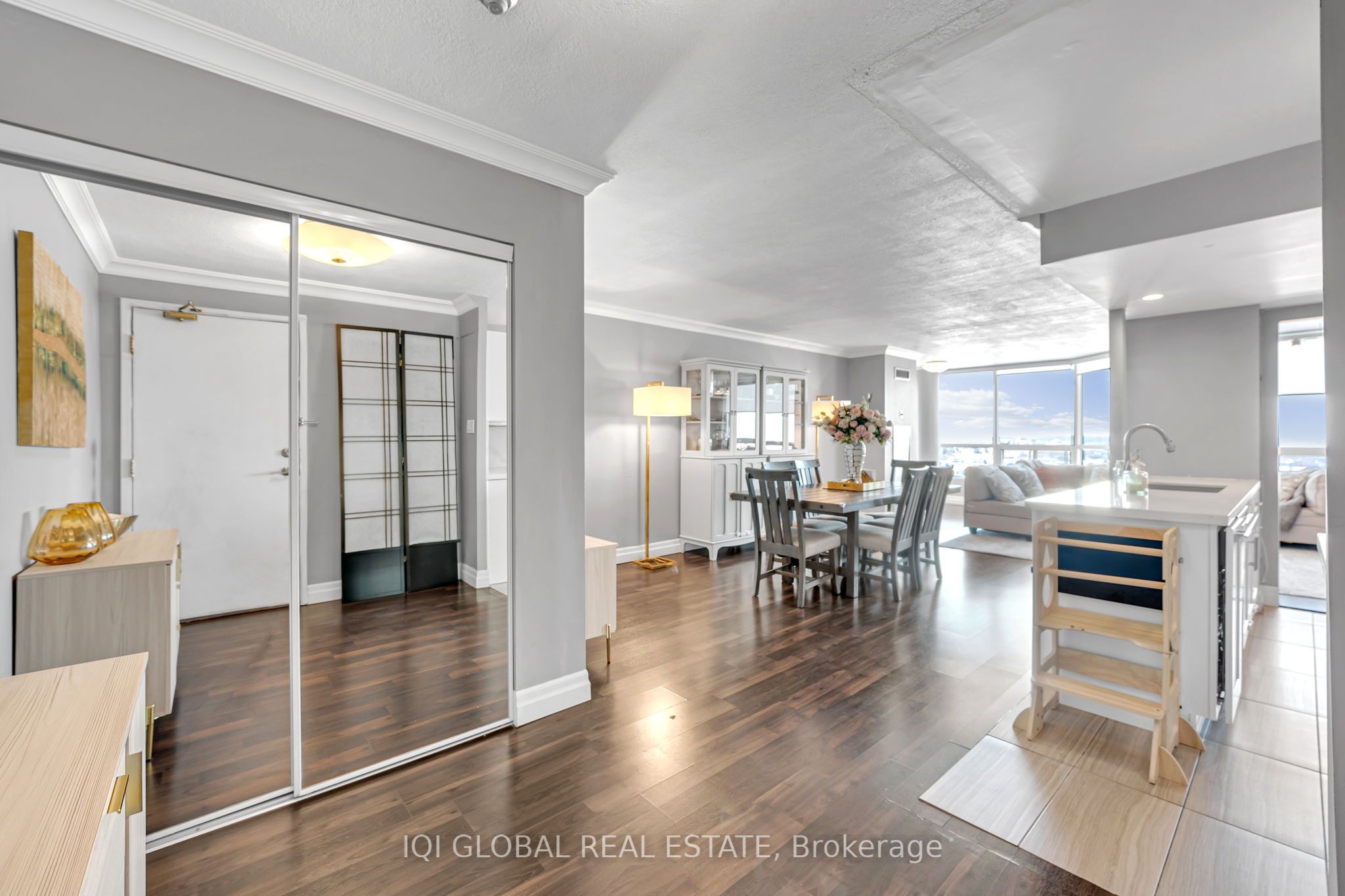 Additional image 3 of 1608-4450 Tucana Court, Mississauga, ON, L5R 3R4