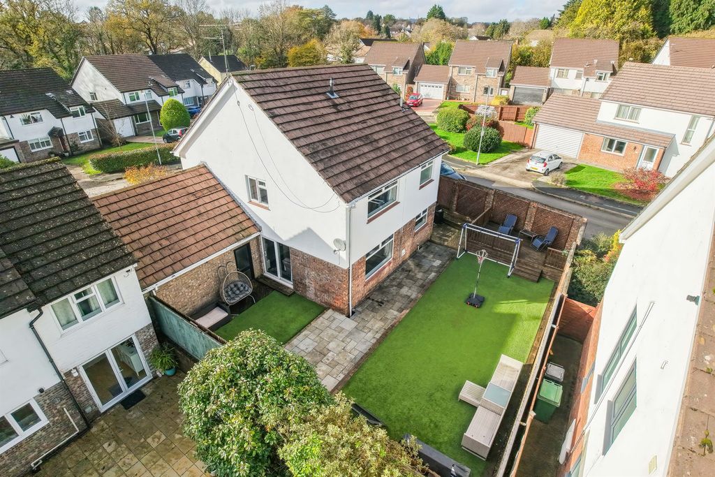 Additional image 2 of 4 bed detached house for saleChartwell Drive, Lisvane, Cardiff CF14