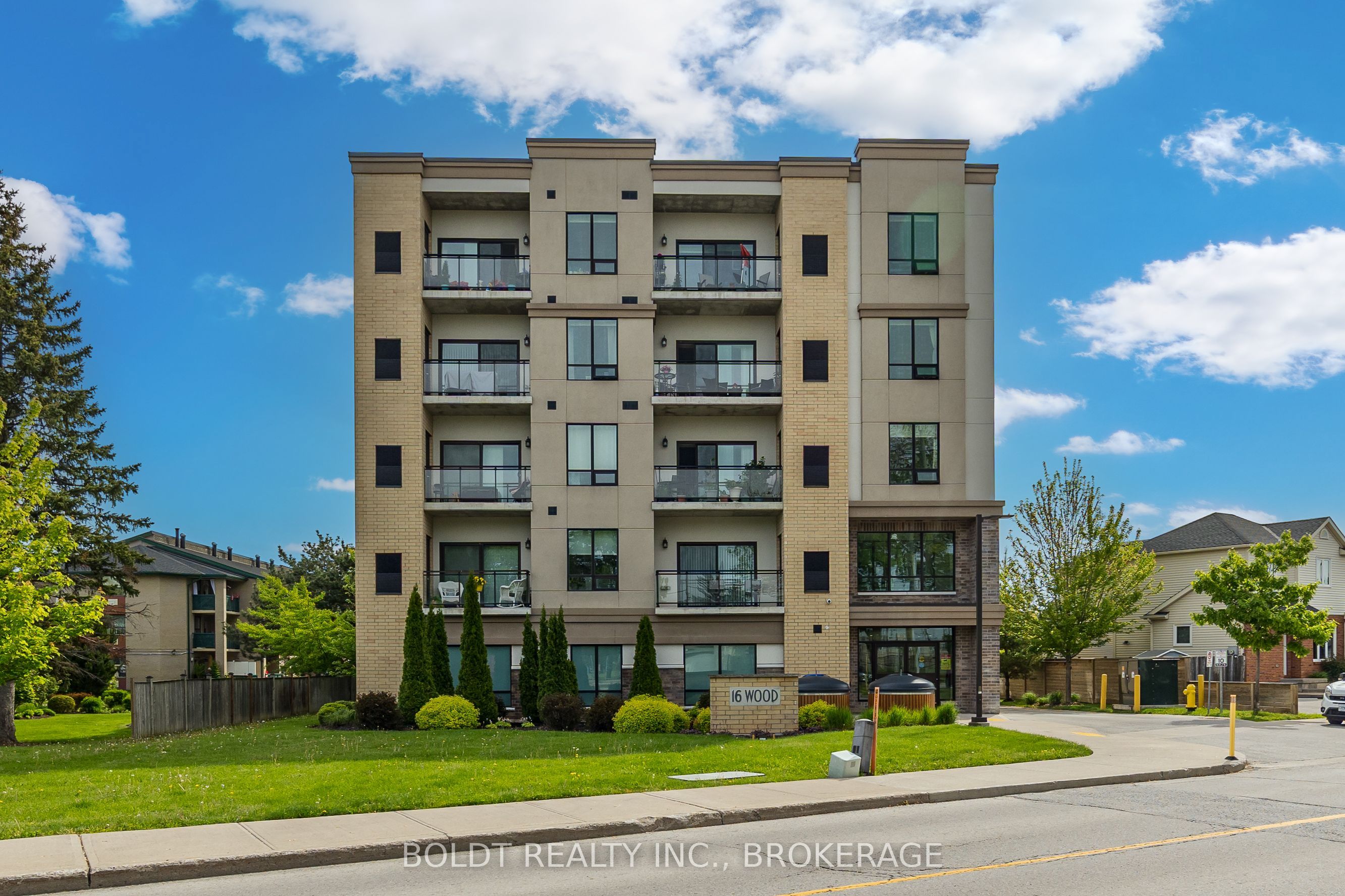 507-16 Wood Street, St. Catharines, ON, L2N 2A9