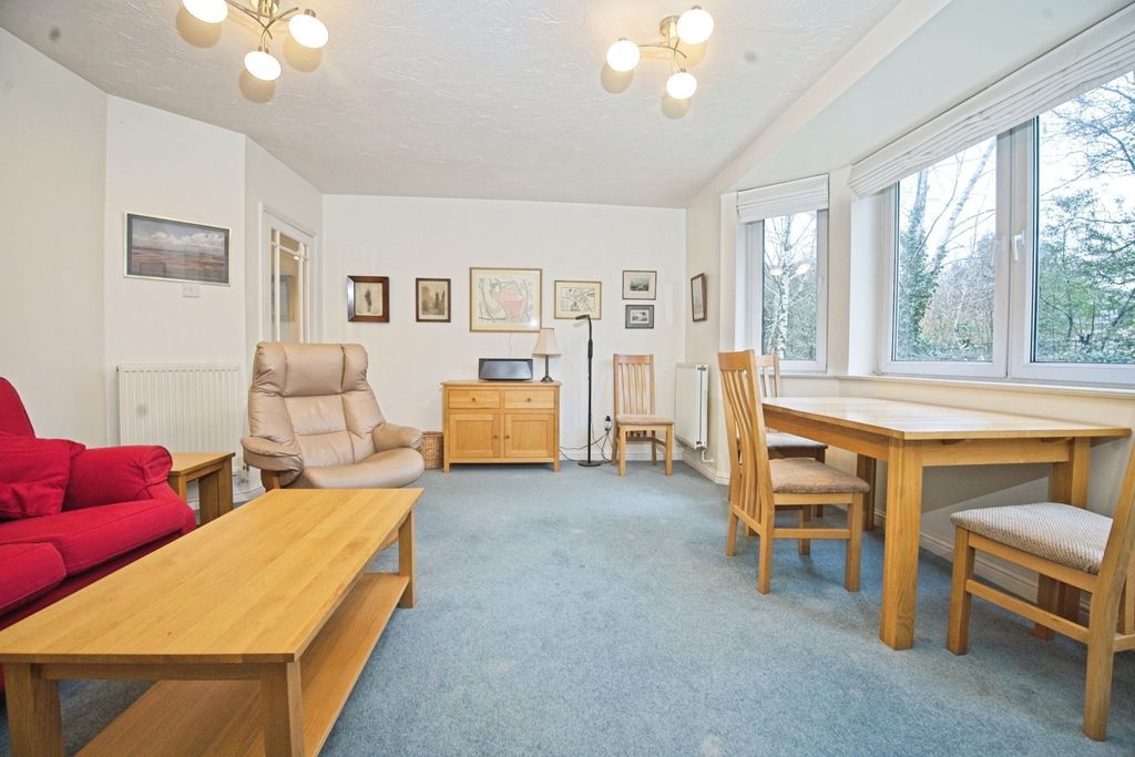 Additional image 6 of 2 bed flat for saleHalliard Court, Barquentine Place, Cardiff CF10