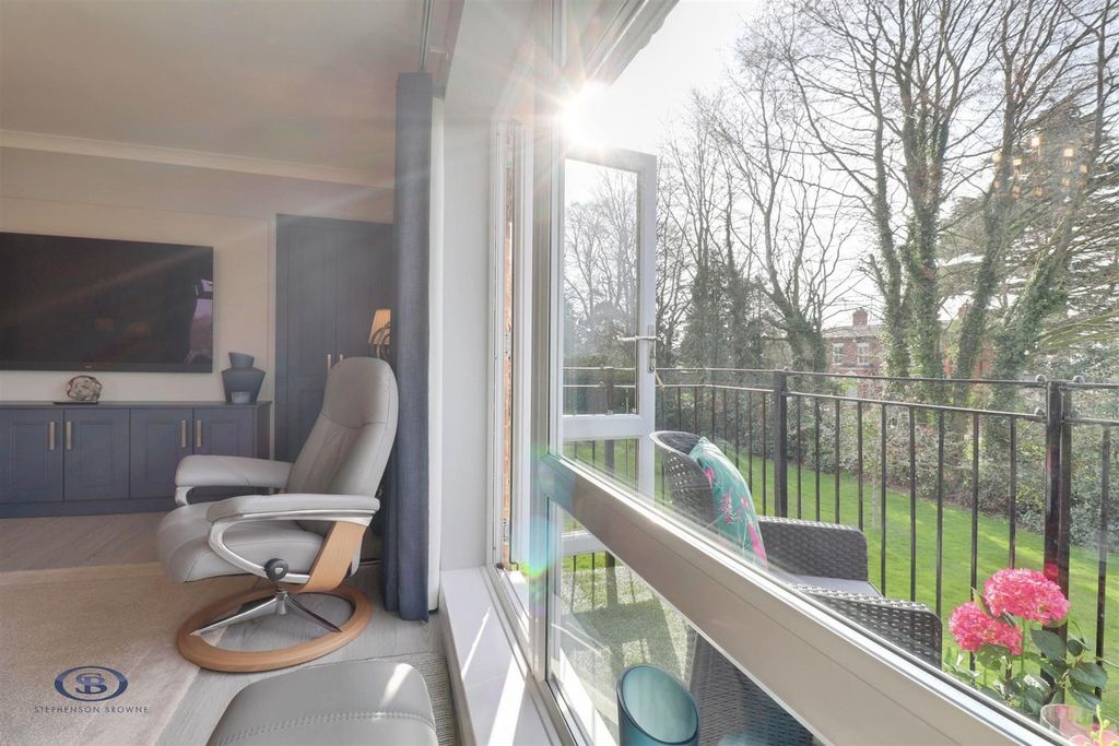 Additional image 13 of 2 bed flat for saleSandbach Road North, Alsager ST7