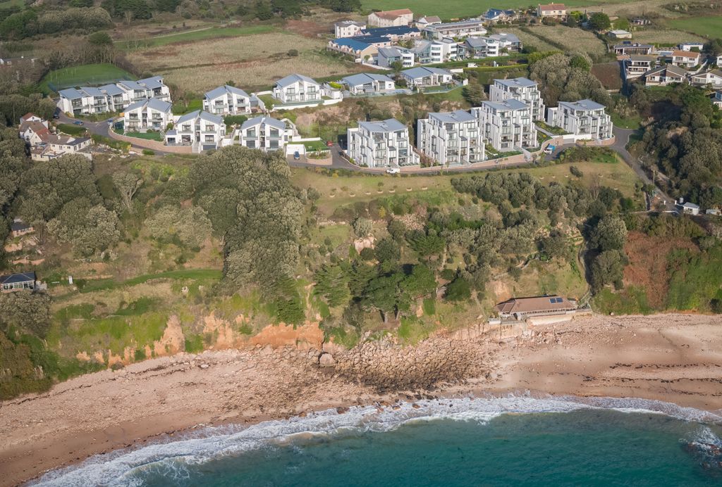 Additional image 2 of 2 bed flat for saleLa Rue Voisin, St. Brelade, Jersey JE3