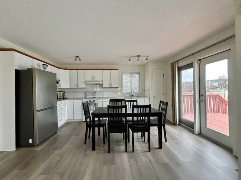 139 Bridlewood Circle SW, Calgary, AB, T2Y 3L1
