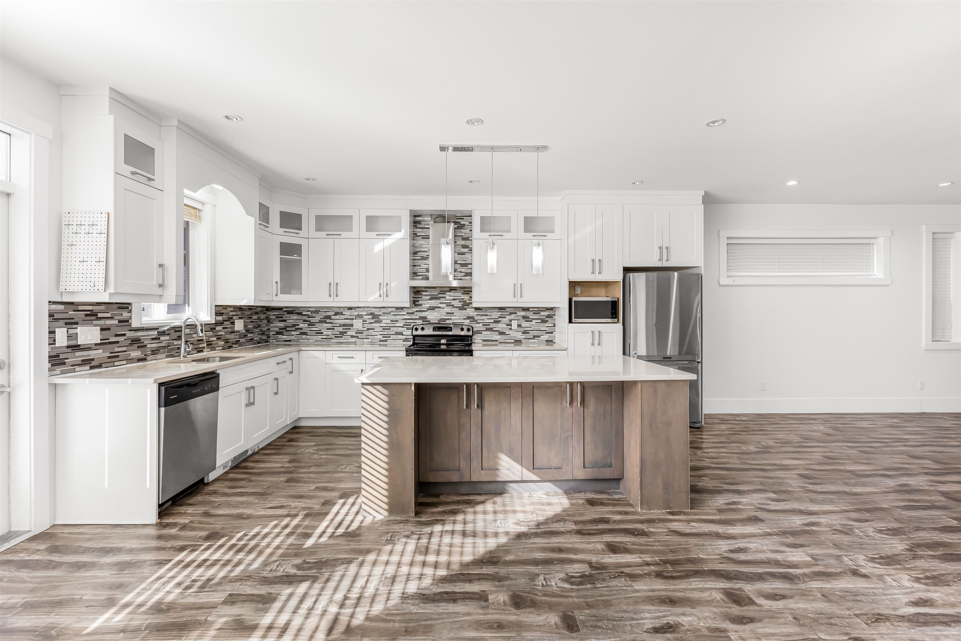 Additional image 4 of 6015 138a Street, Surrey, BC, V3X 1E7