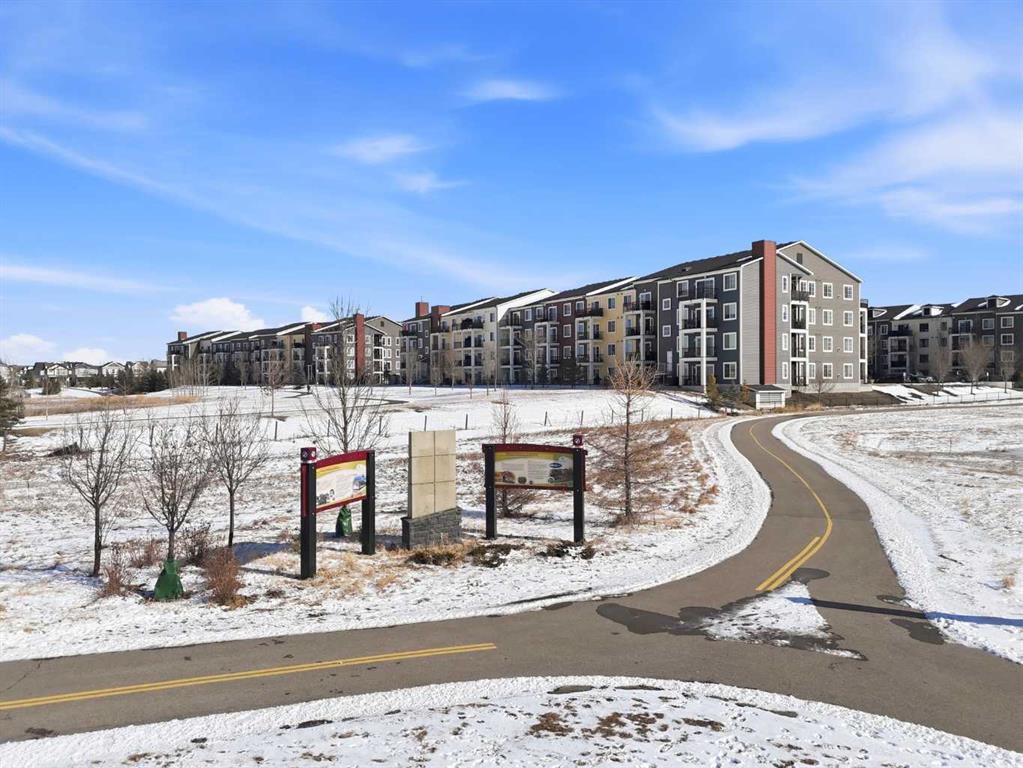 2208-99 Copperstone Park SE, Calgary, AB, T2Z 5C9