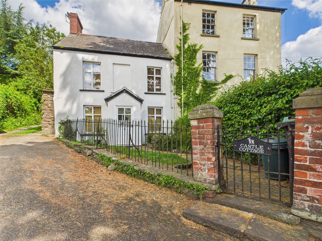 3 bed cottage for saleCastle Parade, Usk NP15