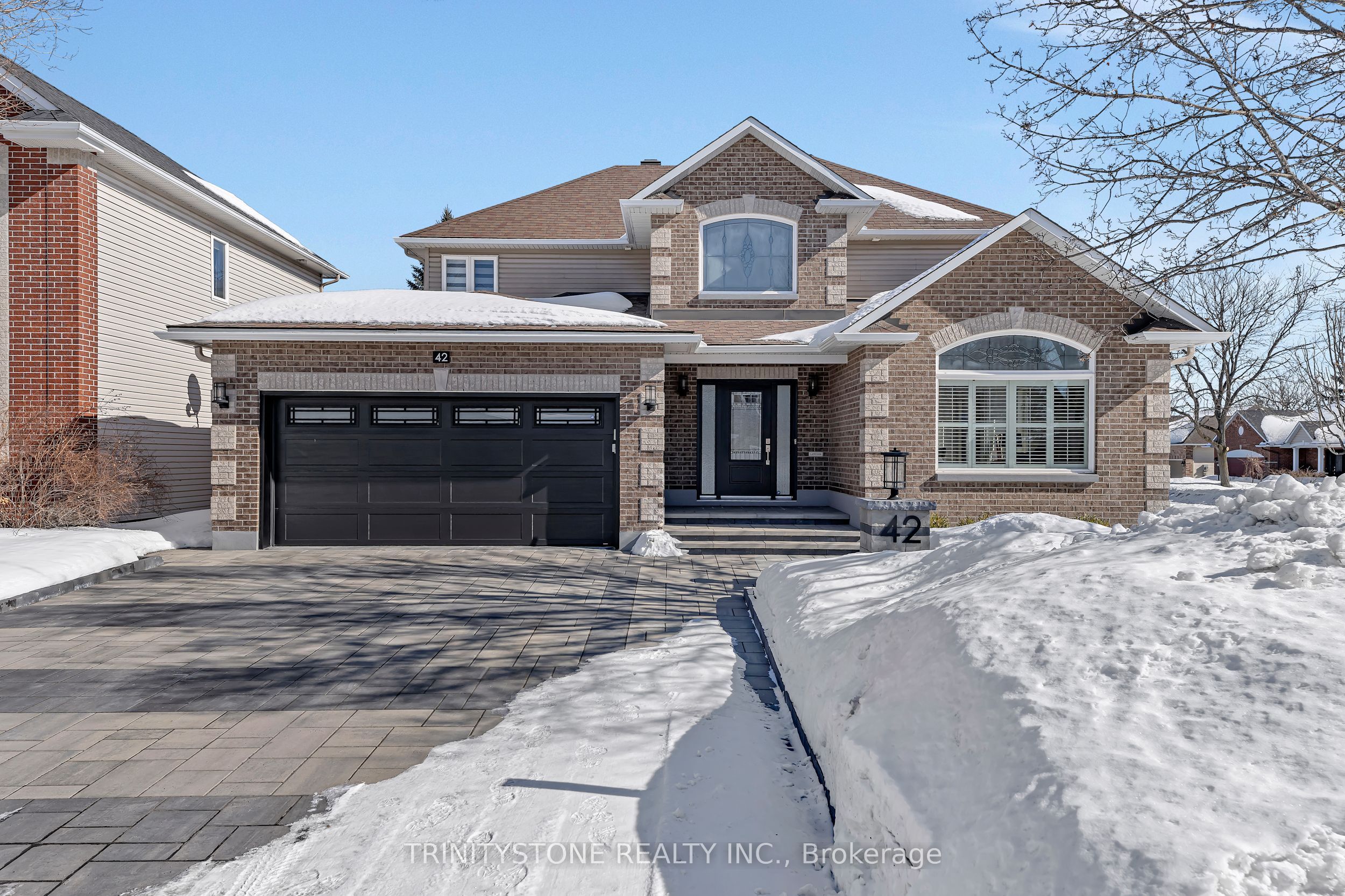 42 Heritage Grove Crescent, Ottawa, ON, K2S 1R2