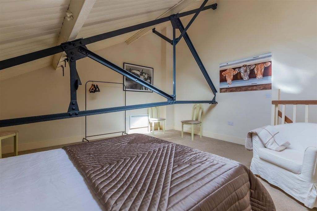 Additional image 15 of 1 bed flat for salePendyris Street, Cardiff CF11