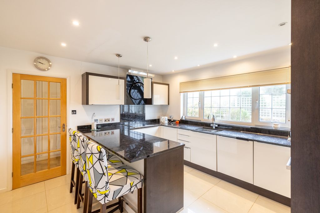 Additional image 18 of 3 bed semi-detached house for saleLe Long Trac, St. Martin, Guernsey GY4