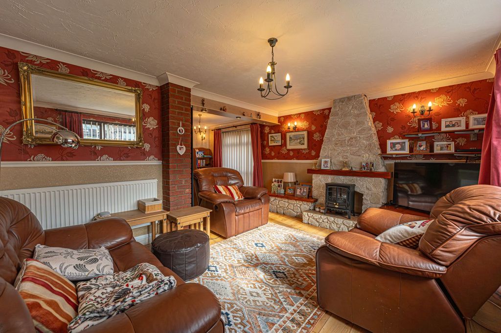 Additional image 7 of 4 bed detached house for saleAlder Close, New Inn NP4
