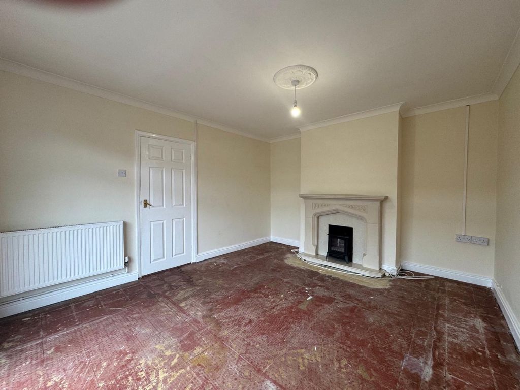 Additional image 2 of 3 bed bungalow for saleLakeside, Little Lane, Beaufort, Ebbw Vale NP23