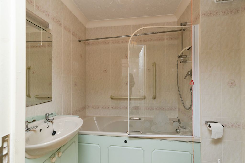 Additional image 6 of 1 bed flat for saleMonmouth Court, Newport NP20