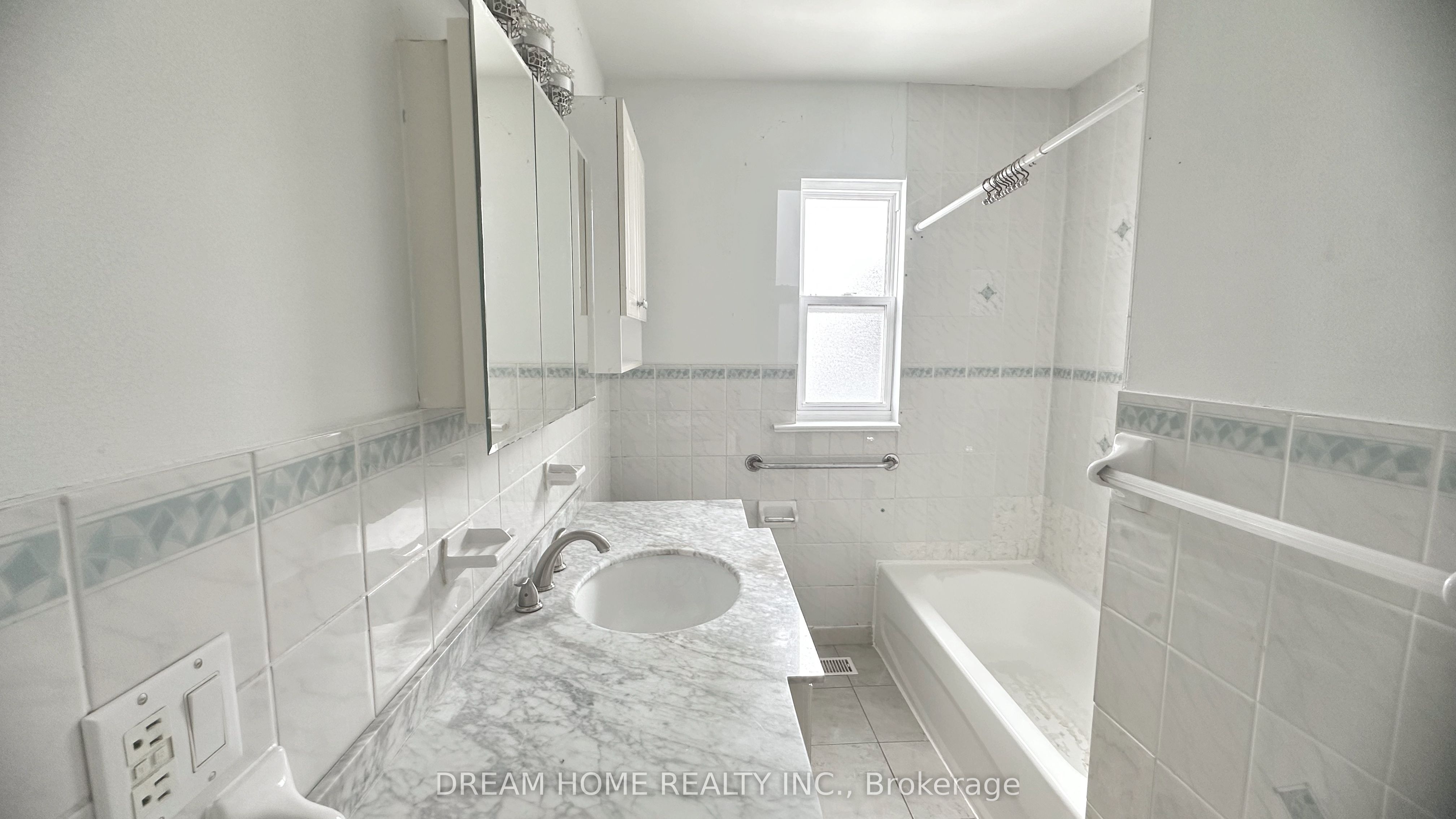 Additional image 5 of Main-83 Cornwallis Drive, Toronto, ON, M1P 1H6