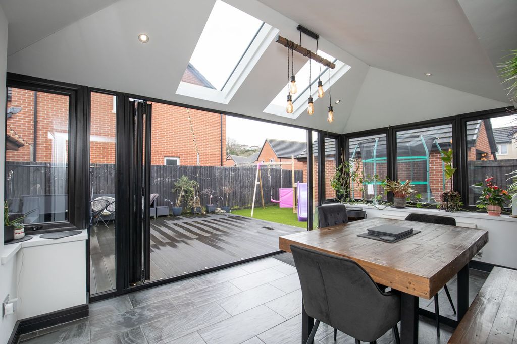 Additional image 3 of 5 bed detached house for saleFoil Close, Rogerstone, Newport NP10