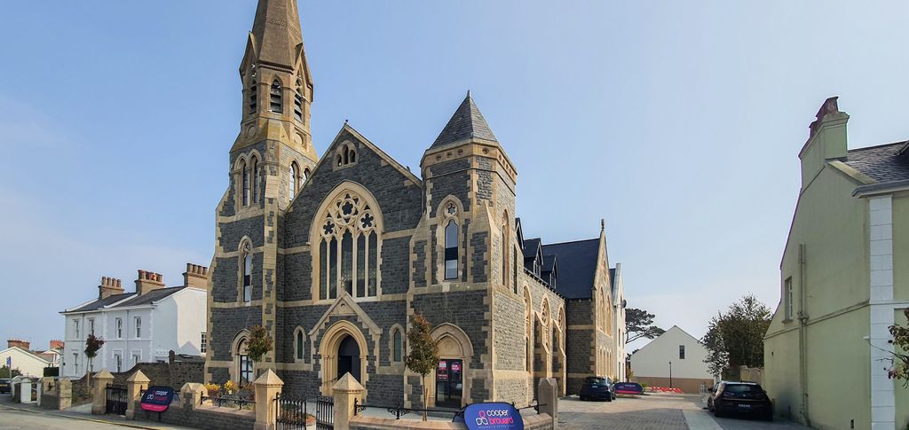 Additional image 8 of 2 bed property for saleApartment 9, St Peter Port, Guernsey GY1